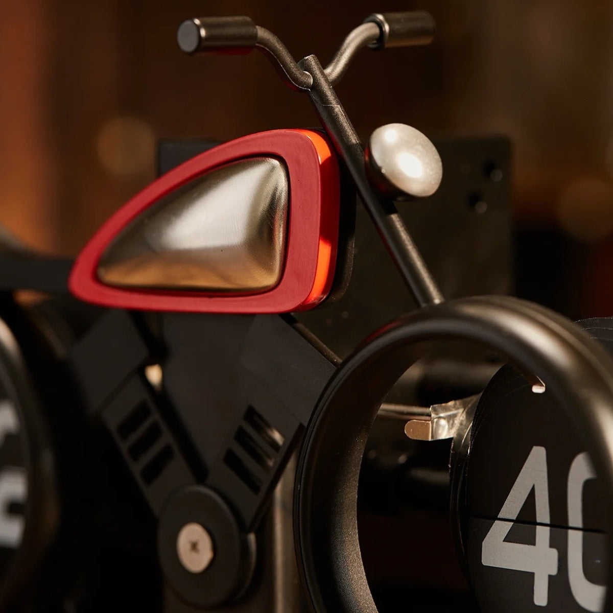 Motorcycle Flip Clock - Horloge de bureau rétro pour les cyclistes et les collectionneurs