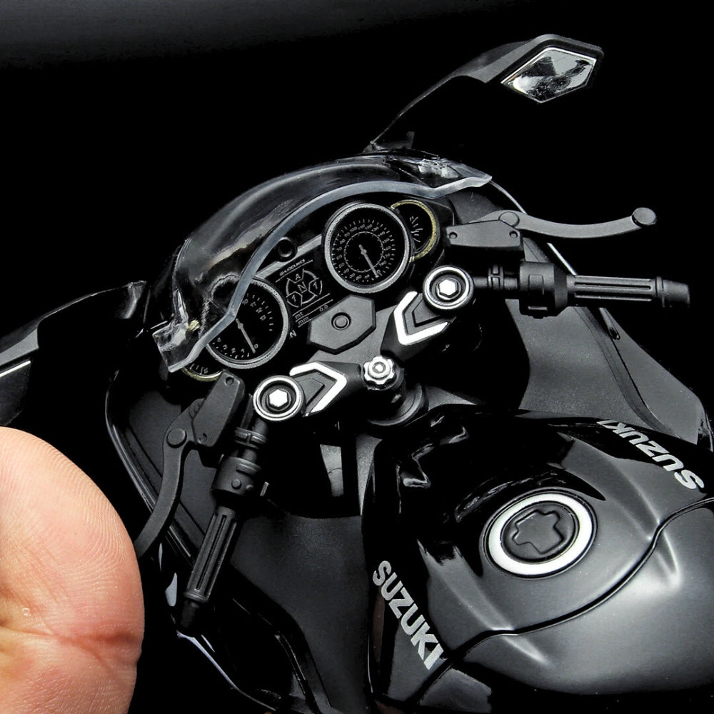 1:9 Scale Suzuki Hayabusa Diecast Model Motorcycle